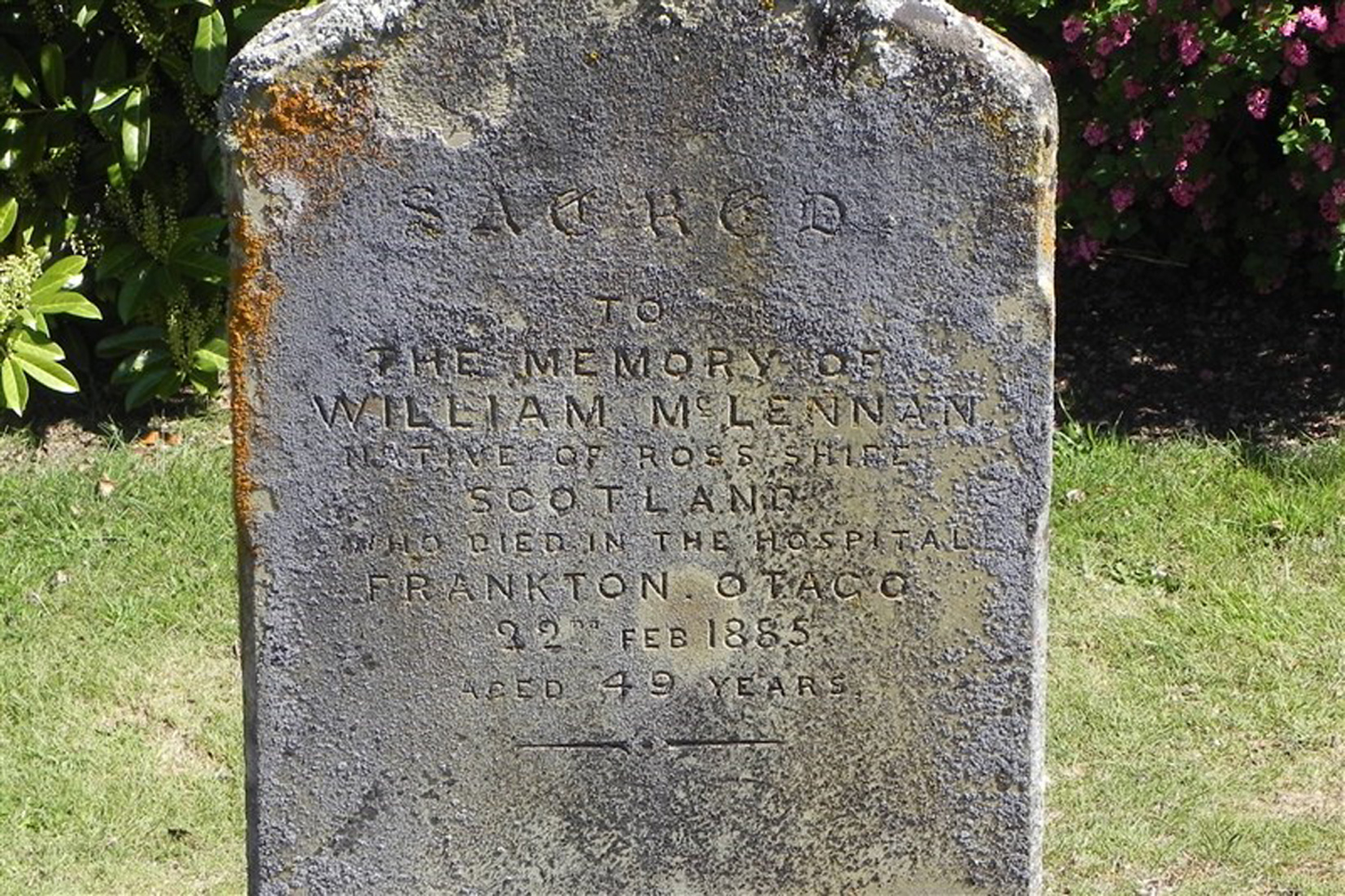 Photo of headstones/William McLennan died 1885 MI Frankton Otago